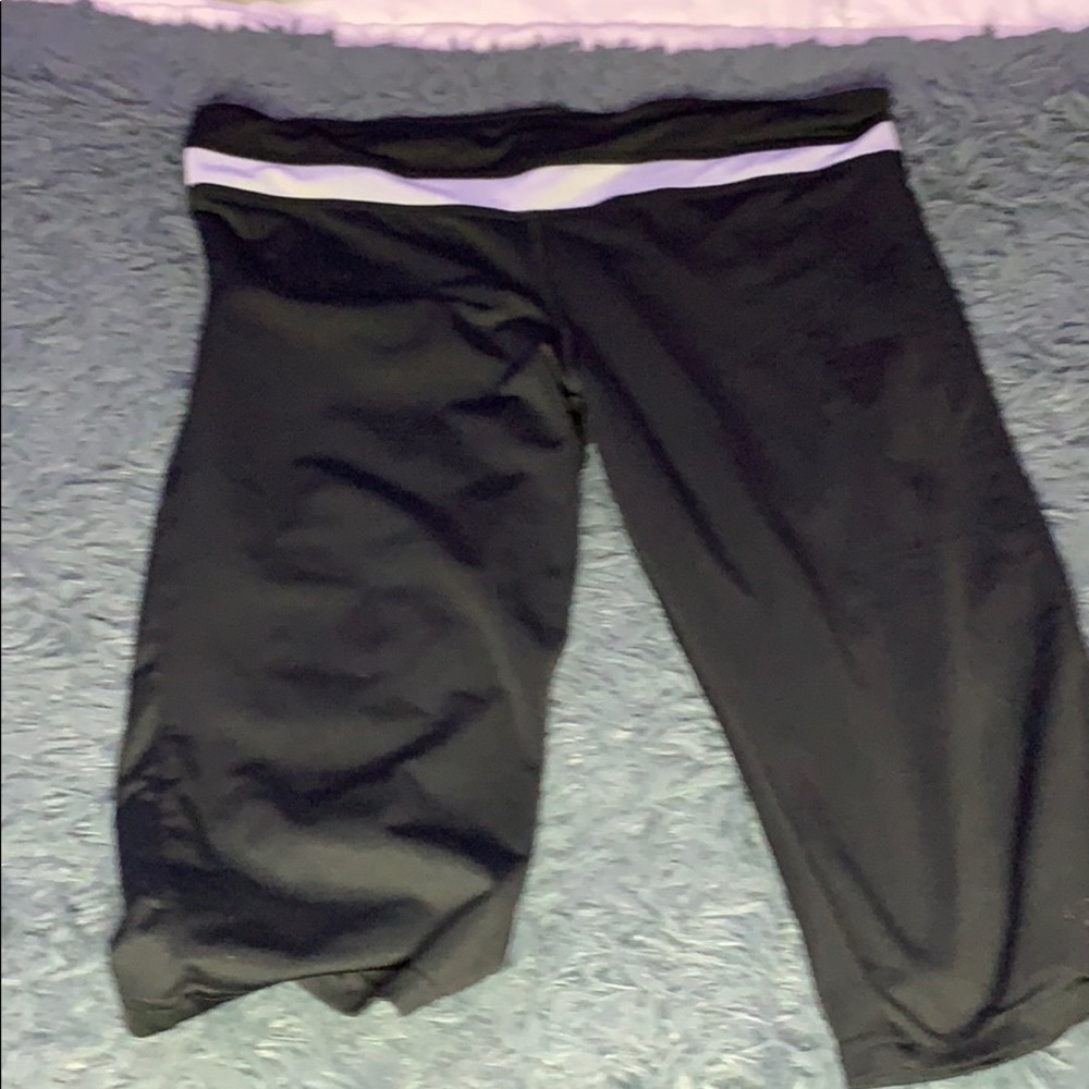 short leggings